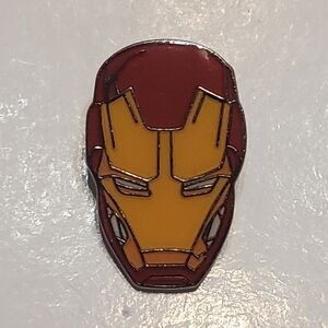Disney Pin Trading HKDL Mini Marvel Character Faces Iron Man Experience Mask